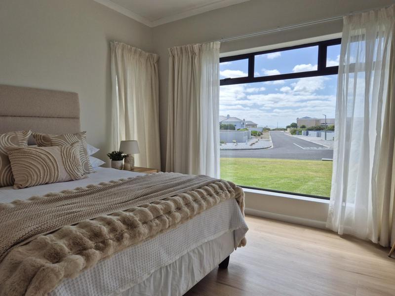 3 Bedroom Property for Sale in Kleinbaai Western Cape